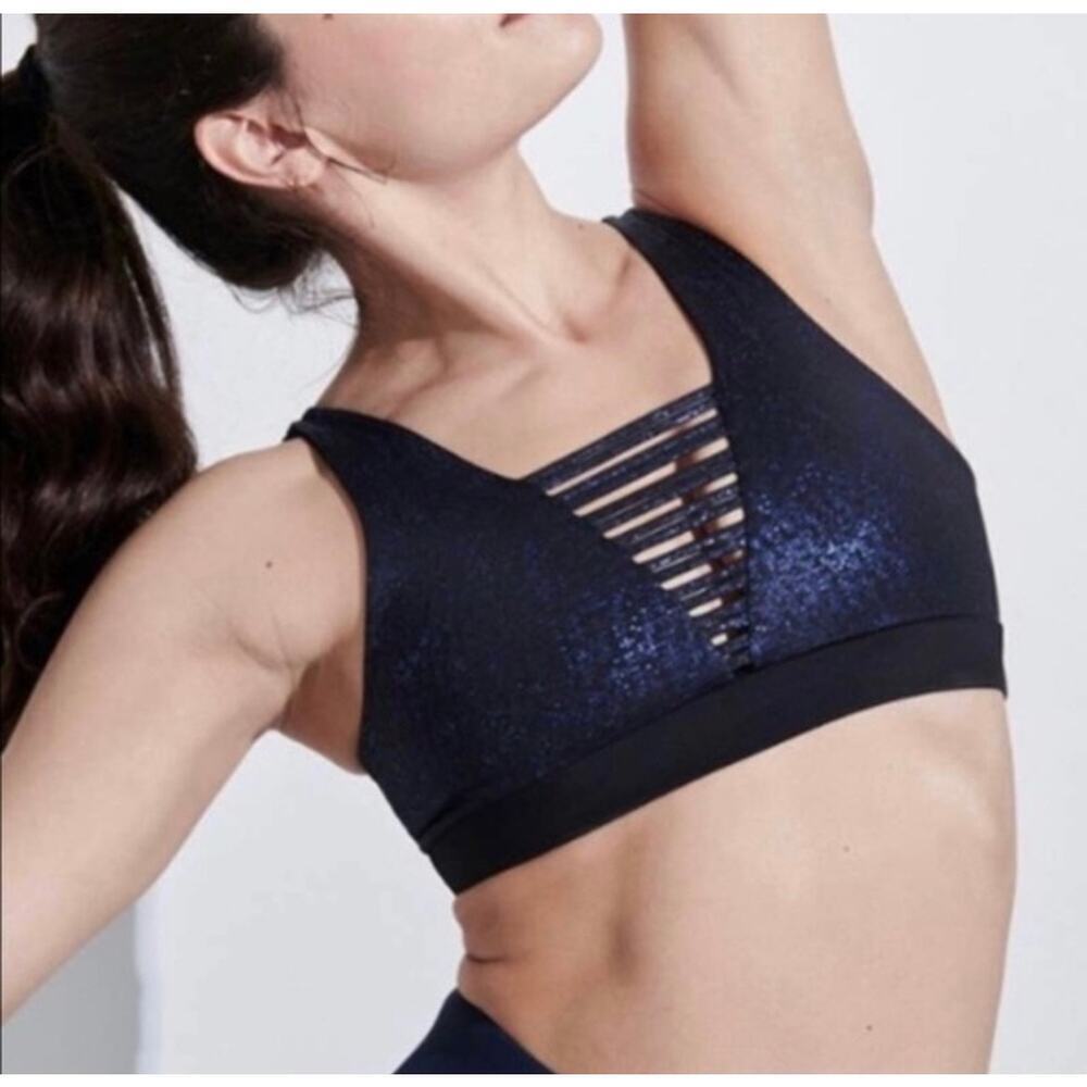 Peloton 925 No Strings Attached Sports Bra Rare Size M
